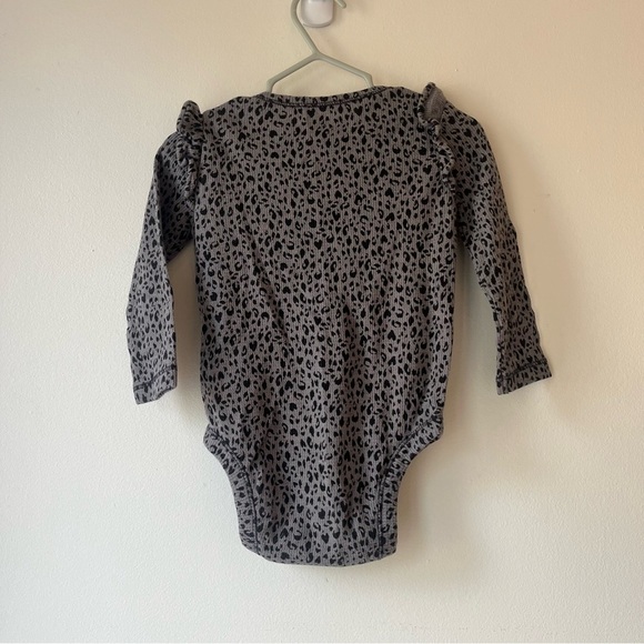 🌼 5/$25 Old Navy Baby Girls Bodysuit 18-24M Leopard Print Long Sleeve Ruffle - Picture 8 of 8